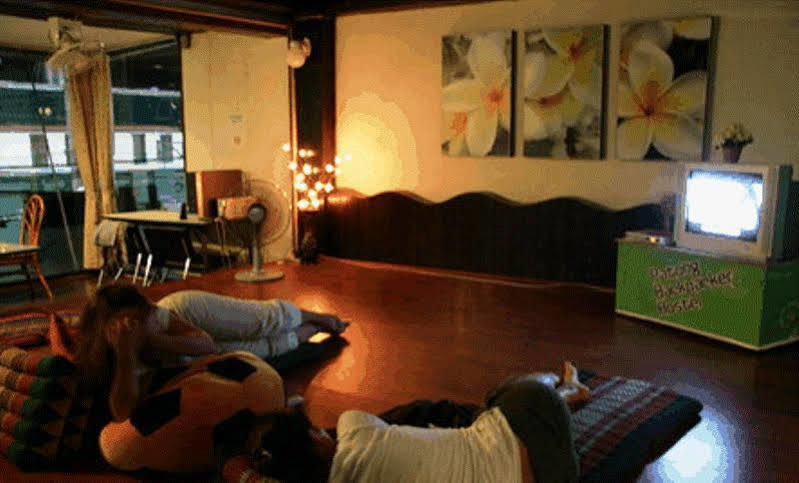 Patong Backpacker Hostel Eksteriør billede