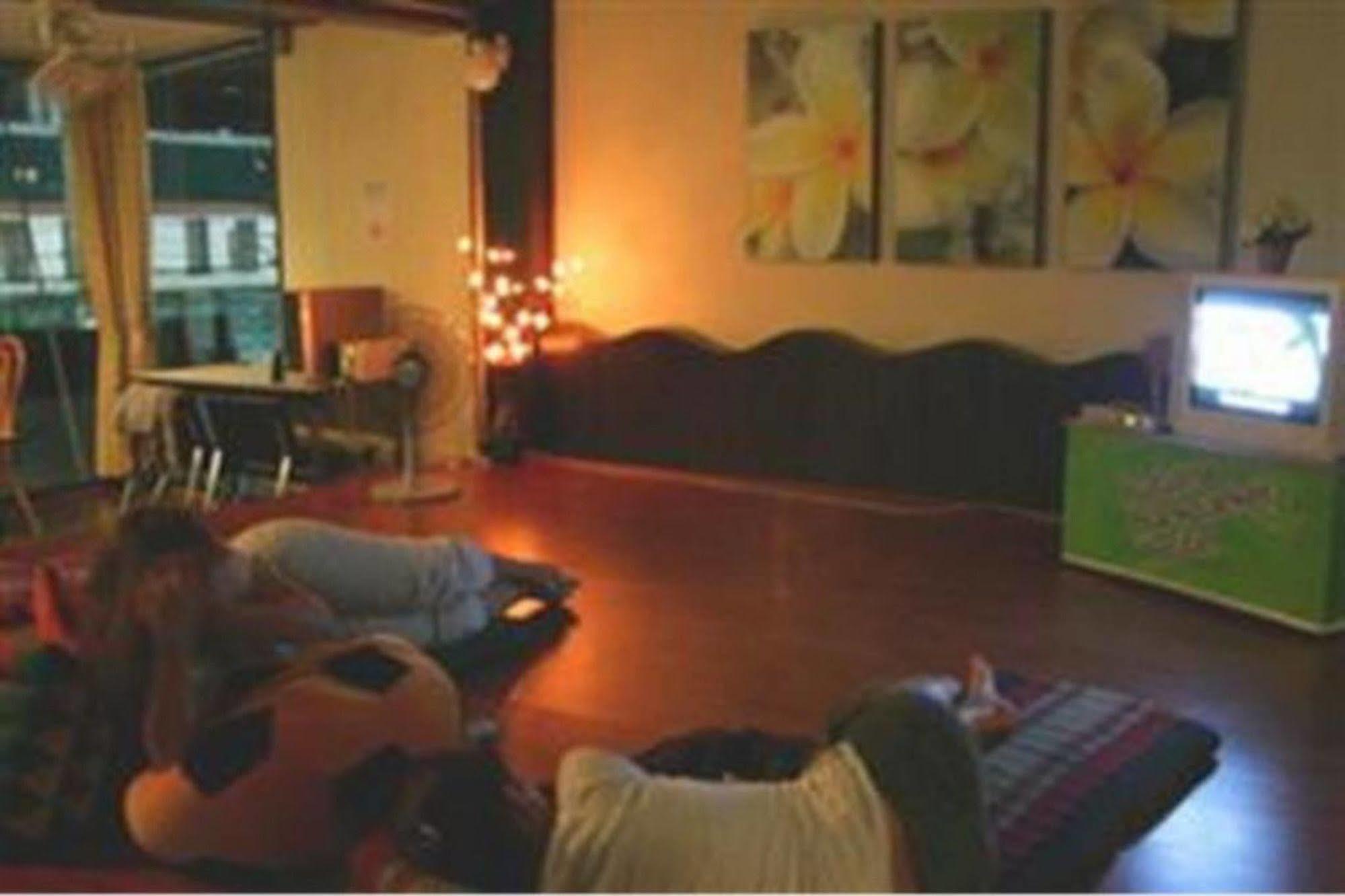 Patong Backpacker Hostel Eksteriør billede